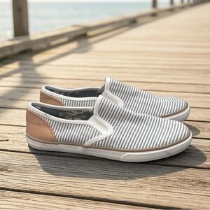 Women's  Margaritaville Slip In Canvas Tennis Shoes